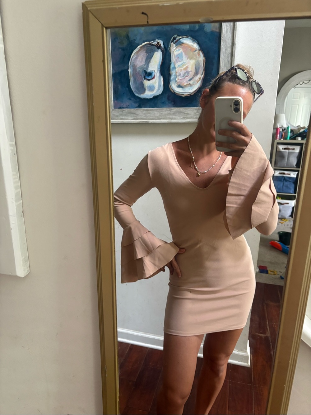 Women’s Nude Pink Bell-Sleeve Bodycon Dress